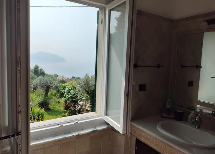 Apartamento Oasi A Sant'ilario Génova